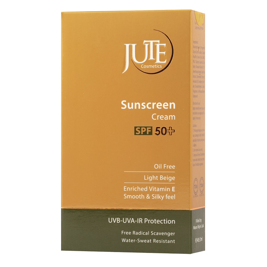 کرم ضد آفتاب فاقد چربی بژ روشن SPF50 ژوت